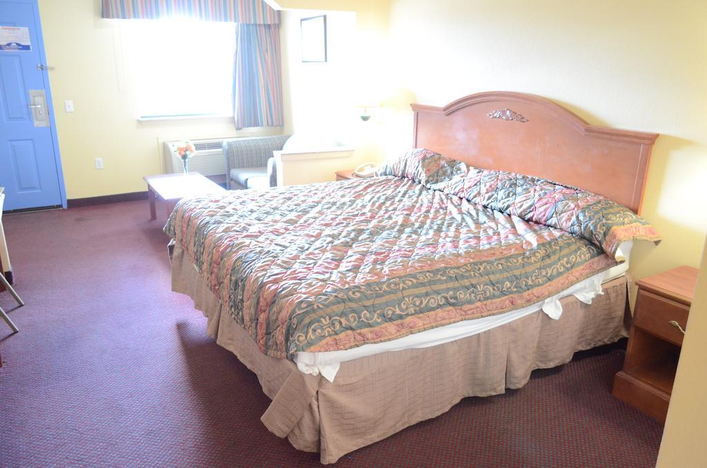 America'S Best Value Inn & Suites - Rosenberg/Houston Εξωτερικό φωτογραφία