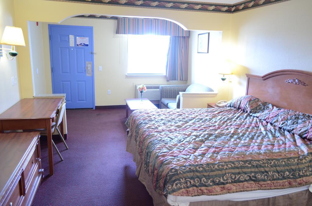 America'S Best Value Inn & Suites - Rosenberg/Houston Δωμάτιο φωτογραφία